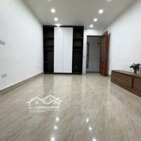 Bán Nhà Tập Thể Tân Mai 70M2,7Tỷ