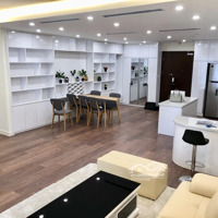 Cho Thuê Căn Hộ 57 Láng Hạ, 200M2, 4 Ngủ, Full Đồ Giá 20 Tr/Th, Liên Hệ: 0911400844