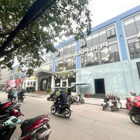 Cho Thuê Sàn Thương Mại Làm Showroom,Siêu Thị,Nhà Hàng Cao Cấp..ở Giải Phóngdiện Tích500M Mặt Tiền 30M.