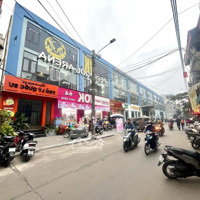 Cho Thuê Sàn Thương Mại Làm Showroom,Siêu Thị,Nhà Hàng Cao Cấp..ở Giải Phóngdiện Tích500M Mặt Tiền 30M.