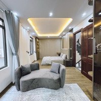 Bán Nhà Đẹp Bồ Đề 48M2-Hơn 7 Tỷ-Full Nội Thất- Trung Tâm Tiện Ích-Pháp Lý Rỏ Ràng, Chính Chủ