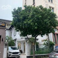 Bán Villa Mặt Tiền Nguyễn Thị Minh Khai, P6, Q. 3, Trệt Lầu Diện Tích: 10M X 35M Cn: 350M2, Giá Bán 135 Tỷ