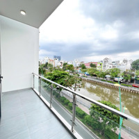 Cho Thuê Căn Hộ Studio Ban Công View Bờ Kè, Rộng 40M2 Tại Hoàng Sa, Q3, Đẹp Xuất Sắc