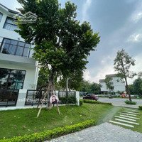 Cc Bán Gấp Biệt Thự 450M2 Mặt Hồ Vinhomes Thăng Long Thuộc Hàng Vip Nhất Dự Án. Liên Hệ: 0936461318