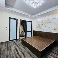 Chính Chủ Bán Nr Phố Việt Hưng, 35M2, Ngõ Oto, 30'' Ra Phố Việt Hưng, Giá Chào 5.9 Tỷ ( Có Tl)