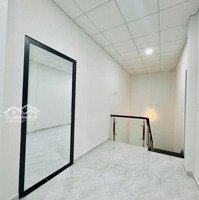 Hẻm Xe Hơi - Nhà Đẹp Đón Tết - Lê Văn Việt - 90M2 - Hơn 5 Đồng