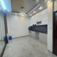 Chính Chủ Bán Nhà Yên Lãng. 35M2 X 5 Tầng. Giá Bán 6.5 Tỷ Có Tl. 0916862691