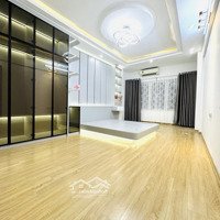 Hàng Hiếm Tại Nguyễn Văn Cừ, Long Biên, Hà Nội, 10 Tỷ, 52M2, Ô Tô Ngủ Trong Nhà