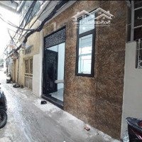 Nhà Ngõ Nam Dư - 45M2 - Giá Bán 6,8 Tỷ.