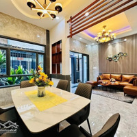 Nhượng Lại Căn Nhà Siêu Đẹp Ngay Bà Hom, Quận 6. Giá: 2 Tỷ 790 / 60M2. Hẻm 6M, Đông Dân Cư