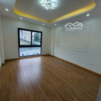 Nhà 37M2 4 Tầng, Nguyễn Văn Cừ, Ngọc Lâm, Long Biên