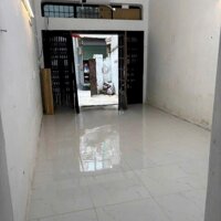 Cho thuê nhà nguyên căn ngõ 162 Đông Thiên, chỉ 6 Triệu, 80m2 (có khoảng sân rộng) 2 ngủ