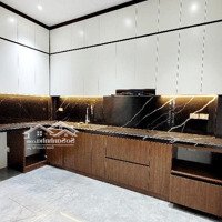 Bán Nhà 50M2 Ô Tô Vào Nhà Việt Hưng. 8.3 Tỉ