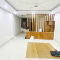 "Duy Nhất" Nhà Mễ Trì, Nam Tl.diện Tích90M2, 5 Tầng Thang Máy, Điều Hòa. Ô Tô Đỗ Cửa. Giá Rẻ Nhất