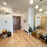 Cho Thuê Căn 2 Ngủ Golden West, Diện Tích: 83M Full Đồ Đẹp, View Siêu Đẹp, Vào Được Luôn, Giá Chỉ 11 Triệu