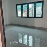 Bán Nhà 5 Tầng Mới . Diện Tích 35M . Sổ Đỏ Sẵn Sàng . Giá Bán 4,8 Tỷ . Liên Hệ: 0971447665 Mss Hoài