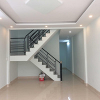 Cho Thuê Nguyên Căn 122M2, 3 Phòng Ngủ 11 Triệu (Còn Tl), Điện Giá Nhà Nước, Him Lam Lotte Sunrise Q7