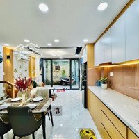 Nhà Đẹp 3 Tầng Khu Vip Phan Xích Long, 4.2*6.5M, Cáchhẽm Xe Hơichỉ 50M, Sổ Đẹp Nở Hậu Tài Lộc