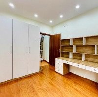 Bán Nhà Phố 8-3 Kinh Doanh 5 Tầng- 42M2-11,6 Tỷ-Vỉa Hè