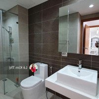 Sunrise City Central 2 Phòng Ngủ, 2 Wc, Đủ Nội Thất, 17 Triệu/ Tháng, Nhà Trống Vào Ở Ngay