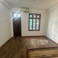 Bán Nhà Riêng Tại Việt Hưng, 4,9 Tỷ, 35 M2, View Đẹp!