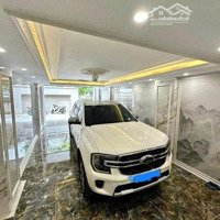 Bán Nhà Phân Lô Hoàng Quốc Việt 60M2, Phân Lô Ô Tô, 2 Thoáng, Thang Máy, Kinh Doanh, Giá Bán 21.5 Tỷ.