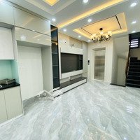 Chỉ Nhỉnh 8 Tỷ - Sở Hữu Ngay Nhà Đẹp Long Biên, 6 Tầng 40M2 Thang Máy, Ô Tô Ngủ Trong Nhà