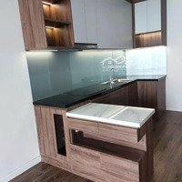 Cho Thuê Căn Hộ Góc 75M2 2 Phòng Ngủ 2 Vệ Sinh, 9 Triệu/Tháng, Ở Liền