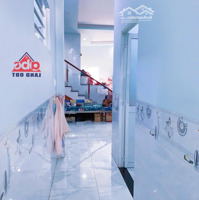 Bán Nhà Gần Giáo Xứ Bùi Vĩnh , Cách Phạm Văn Thuận 200M , Ngang 5.9M Dài 18M ( 100M2 )