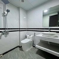 Bán Gấp Nhà Phố Đại La, Quận Hai Bà Trưng, Gần Đường 40M2, 5 Tầng. Giá Bán 5,8 Tỷ. Liên Hệ: 0983882772