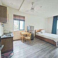 Căn Hộ Luxury, Ban Công Thoáng - Full Nội Thất, Siêu Rộng