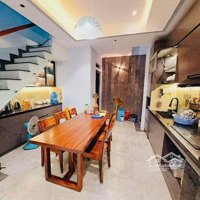 Gấp Bán Nhà 4 Tầng, 39M2, Vừa Ở Vừa Kd, Hẻm Xe Hơi Thông Nguyễn Đình Chiểu,Quận 3, 7.5 Tỷ