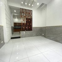 Bán Nhà Riêng Phước Hưng, Phường 8, Quận 5 - Giá:4Tỷ860/63,1M2 (4,45X14,2M). 2 Tầng, Có Sân Thượng