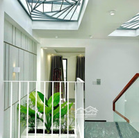 Deal Hời Giá Sốc Cuối Năm Bán Gấp Nhà Đ. Minh Phụng, Q.11 Với Giá Bán 3.9Ty/60M2, Shr Alo My Ngay