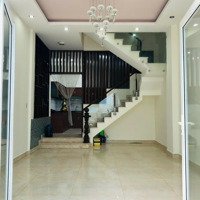 Bán Nhà Riêng Tại Cách Mạng Tháng Tám, 11,8 Tỷ, 51M2, View Đẹp Hot!