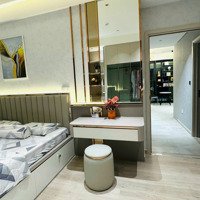 Gấp Gấp! Cho Thuê Căn Hộ 2 Pn Cardinal Court Phú Mỹ Hưng, Full Nt Vip, Ô Xe Hơi, Căn Góc, 26 Tr.