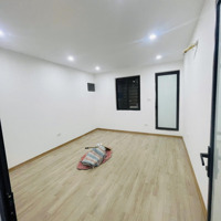 Nhà Đẹp Đón Tết!! Bán Tập Thể Thành Công, Trung Tâm Ba Đình, Thể Tầng 2, Nhà Đẹp Thoáng