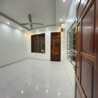 Chủ Nhà Bán Căn 58M2 Xây 4,5 Tầng, Nhà Mới Đẹp Ô Tô Đỗ Trong Nhà Gần Phố Đỗ Nhuận. Liên Hệ: 0978073450