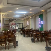 Sang Nhượng Nhà Hàng Cơm Mới Mở Do Chuyển Nơi Ở