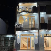 Bán Nhà Đẹp Gần Biển Ở Vĩnh Hoà Nha Trang