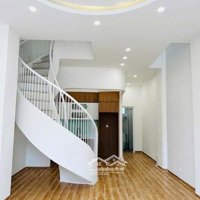 Bán Nhà Đẹp Gần Biển Ở Vĩnh Hoà Nha Trang