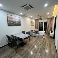 Chính Chủ Bán Căn 2 Phòng Ngủ70M View Trực Diện Sông Hồng Chung Cư Hoà Bìnhgreen 505Minh Khai Giá Chỉ 4Tỷ