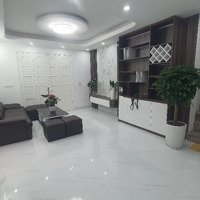 Bán Nhà Riêng Đội Cấn, 9,8 Tỷ, 46M2, Đẹp, Nhiều Tiện Ích, Ba Đình, Hà Nội