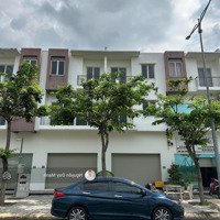 Hàng Ngộp Shophouse Suncasa Ngay Hoà Phú Thủ Dầu 1 View Công Viên Nhạc Nước 3,4Tỷ/Bao Sổ