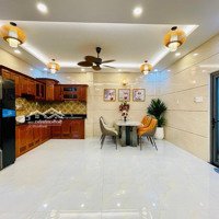 Tôi Cần Bán Nhà Đường Hương Giang, Quận 10, Giá: 4,89 Tỷ/71,5M2, 1 Trệt 2 Lầu, 4 Phòng Ngủ Gần Th Bắc Hải