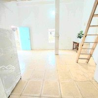 Ngõ 241 Yên Xá, Tân Triều, Thanh Trì, Hà Nội
Diện Tích: 25M Vuông Vskk 2, 6 Triệu
