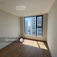 Cho Thuê Căn Hộ Chung Cư 2N 89M2 Rose Town 79 Ngọc Hồi