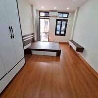 Nhà đón Tết - Lạc Long Quân, 32M2, Lô góc 3 thoáng, Dân trí, 10M OTO, Full nội thất