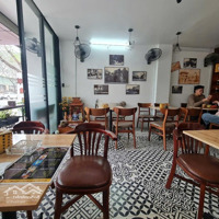 Bán Nhà Mặt Phố Trần Quốc Hoàn - 8 Tầng Thang Máy - Gần Các Trường Đại Học Lớn- Đường Vành Đai