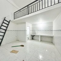 Khai Trương Duplex Gác Cao 2M, Thoáng Có Ban Công, 40M2 Gần Metro Ngã Tư Thủ Đức, Cách Ufm, Fpt 5P